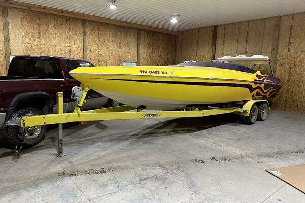 Photo of the 2005 Eliminator 
