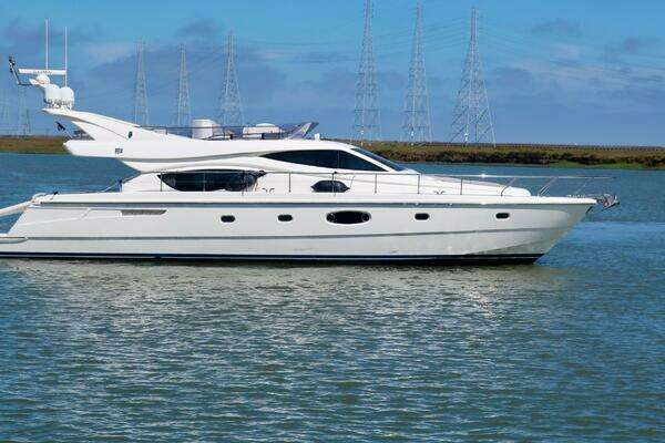 Ferretti Yachts - 550