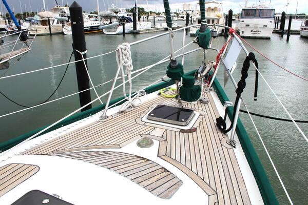 Divine Miss Em 43ft Slocum Yacht For Sale