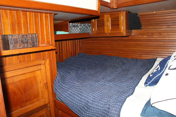 Divine Miss Em 43ft Slocum Yacht For Sale