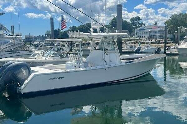 32-ft-Regulator-2007-32 Forward Seating-Plymouth Massachusetts United States yacht for sale