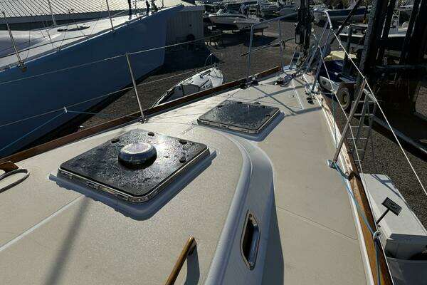 Tartan 4700 Yacht For Sale