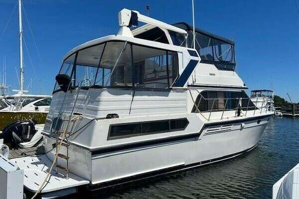 42-ft-Jefferson-1990-42 Viscount Sundeck-New Bedford Massachusetts United States yacht for sale