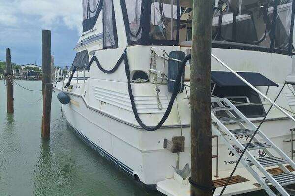 41-ft-Sea Ray-1986-Treasure Island Florida United States yacht for sale