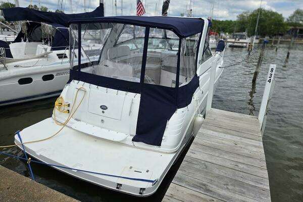 Photo of the 2007 Rinker 320 Express