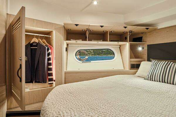 48ft Beneteau Yacht For Sale