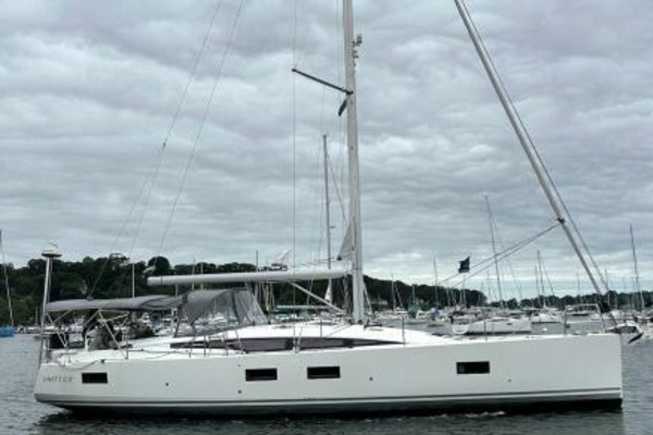 54ft Jeanneau Yacht For Sale