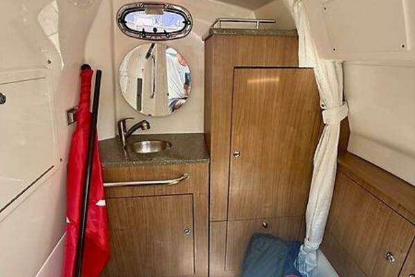 2014 Boston Whaler 35