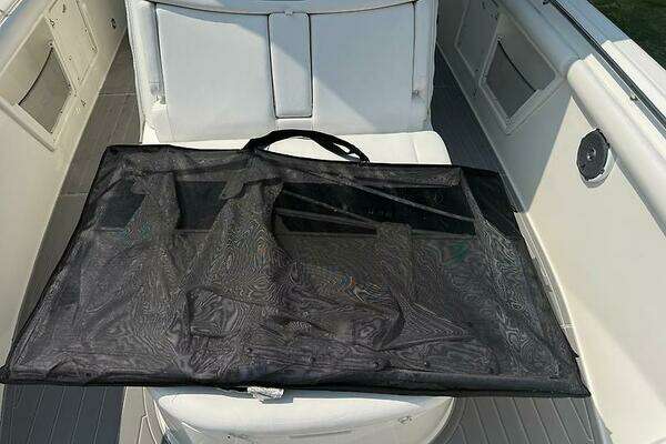 2014 Boston Whaler 35