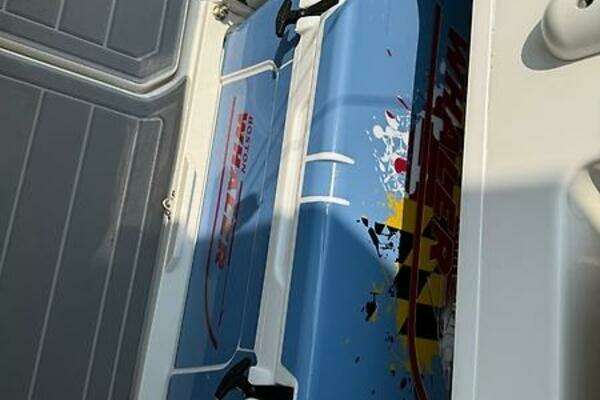 2014 Boston Whaler 35