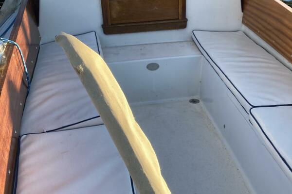 26ft Pearson Yacht For Sale