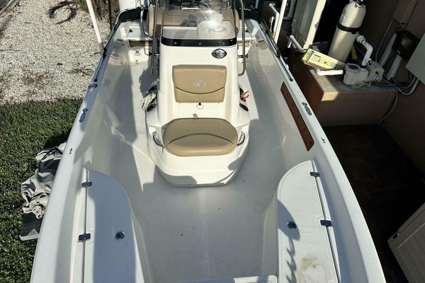 21ft NauticStar Yacht For Sale