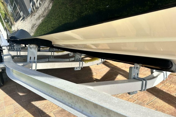 21ft NauticStar Yacht For Sale
