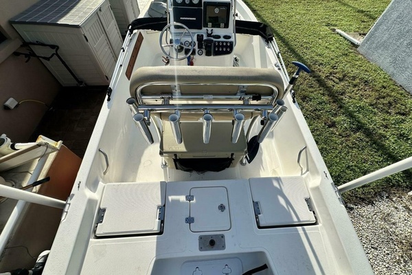 21ft NauticStar Yacht For Sale