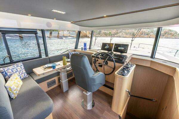 56ft Beneteau Yacht For Sale
