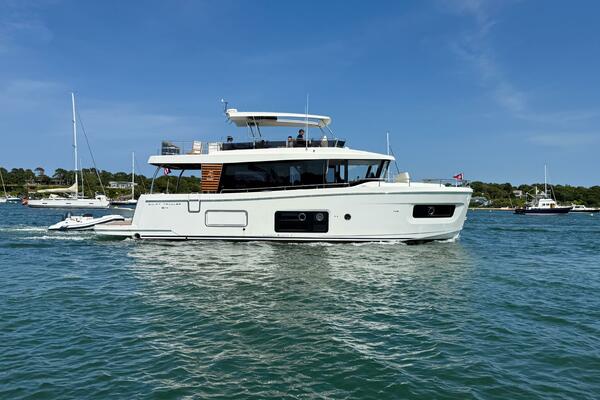56ft Beneteau Yacht For Sale