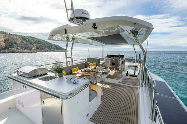 56ft Beneteau Yacht For Sale