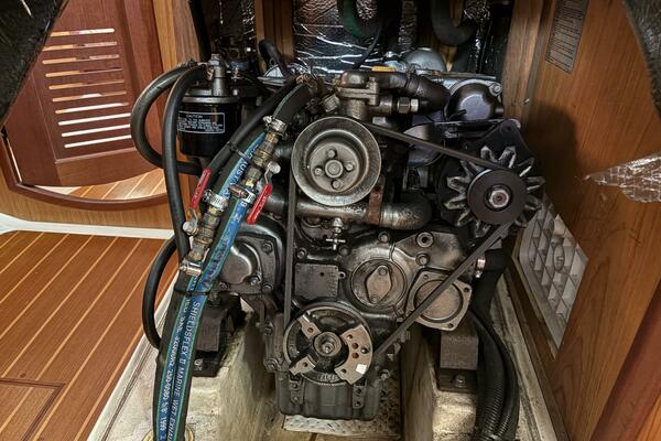 Selah 38ft Hunter Yacht For Sale