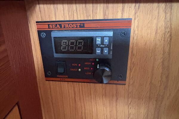 Selah 38ft Hunter Yacht For Sale