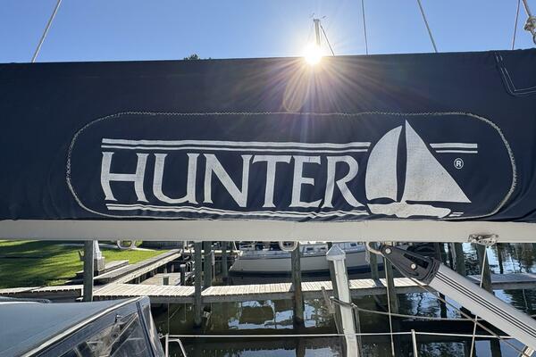 Selah 38ft Hunter Yacht For Sale