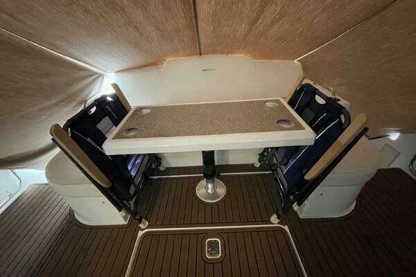 Cruisers Yachts  Yacht For Sale