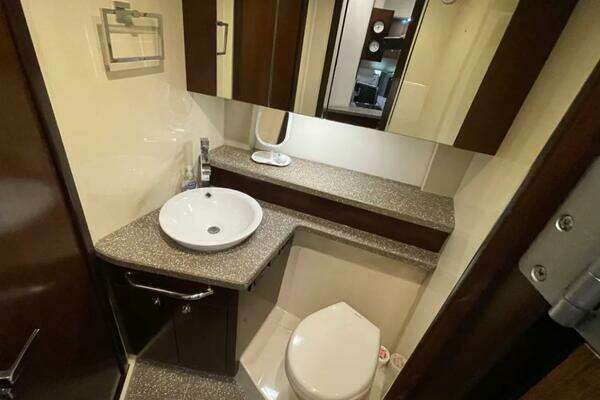 Cruisers Yachts  Yacht For Sale