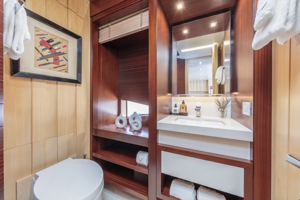 DYLAN ANNE 108ft Benetti Yacht For Sale