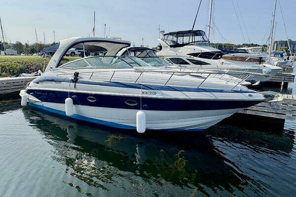 34-ft-Crownline-2007-340 CR- Midland Ontario Canada  yacht for sale