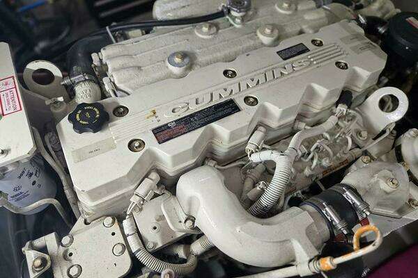 2005 American Tug 34