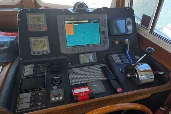 2005 American Tug 34