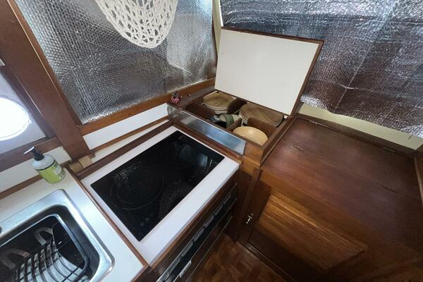 Chosen Sun 42ft Grand Banks Yacht For Sale