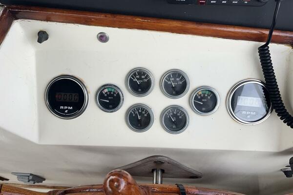 Chosen Sun 42ft Grand Banks Yacht For Sale