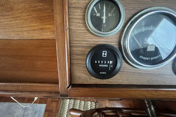 Chosen Sun 42ft Grand Banks Yacht For Sale