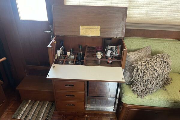 Chosen Sun 42ft Grand Banks Yacht For Sale