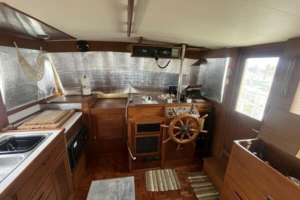 Chosen Sun 42ft Grand Banks Yacht For Sale
