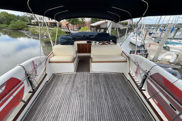 Chosen Sun 42ft Grand Banks Yacht For Sale
