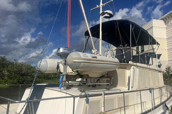 Chosen Sun 42ft Grand Banks Yacht For Sale