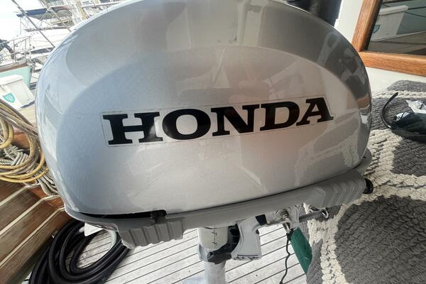 Chosen Sun 42ft Grand Banks Yacht For Sale