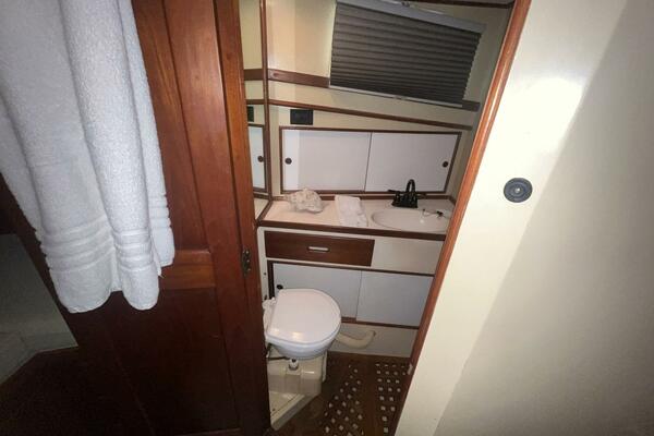 Chosen Sun 42ft Grand Banks Yacht For Sale