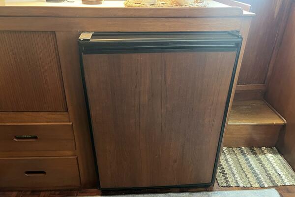 Chosen Sun 42ft Grand Banks Yacht For Sale