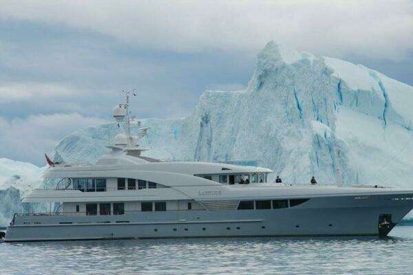 147-ft-Timmerman-2010-Tri-Deck-LATITUDE   Monaco  yacht for sale
