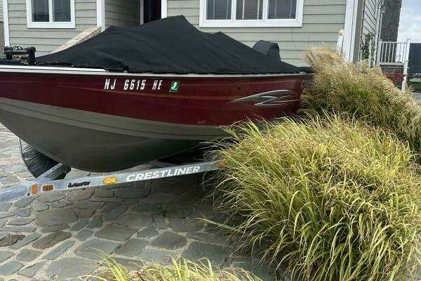 Photo of the 2013 Crestliner 