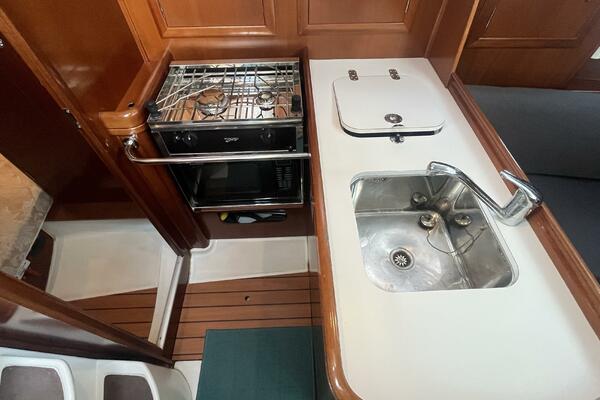 Last Penny 32ft Beneteau Yacht For Sale