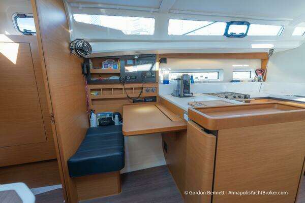 Jeanneau Sun Odyssey 440 Yacht For Sale