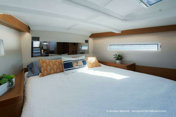 Jeanneau Sun Odyssey 440 Yacht For Sale