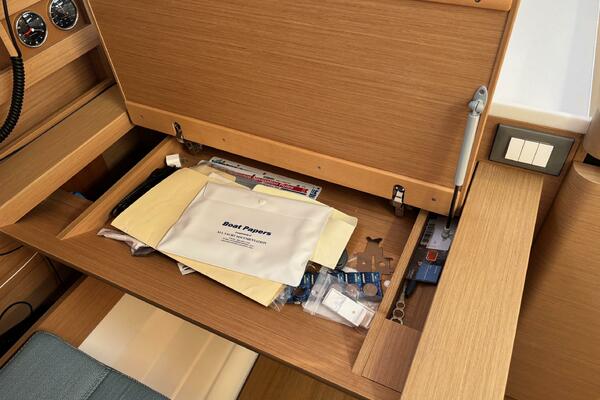 La Paloma 44ft Jeanneau Yacht For Sale