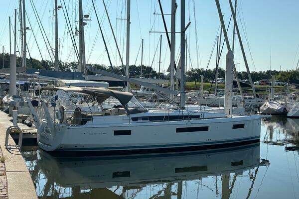 Photo of the 2021 Jeanneau Sun Odyssey 440 "La Paloma"