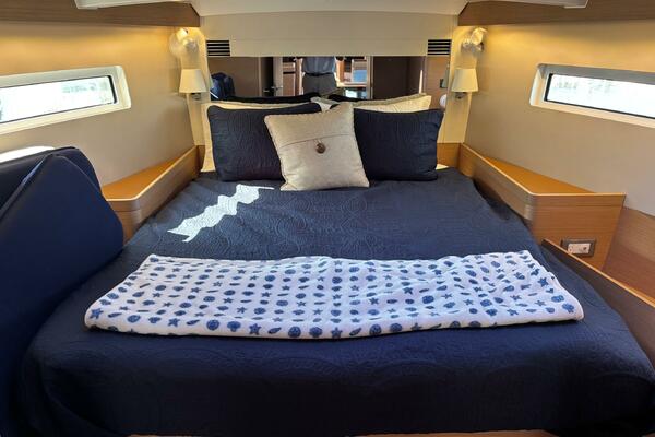 La Paloma 44ft Jeanneau Yacht For Sale