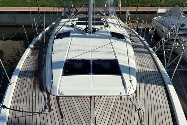 La Paloma 44ft Jeanneau Yacht For Sale