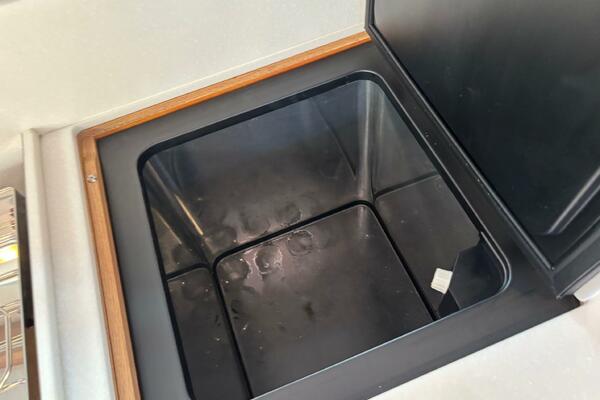 La Paloma 44ft Jeanneau Yacht For Sale